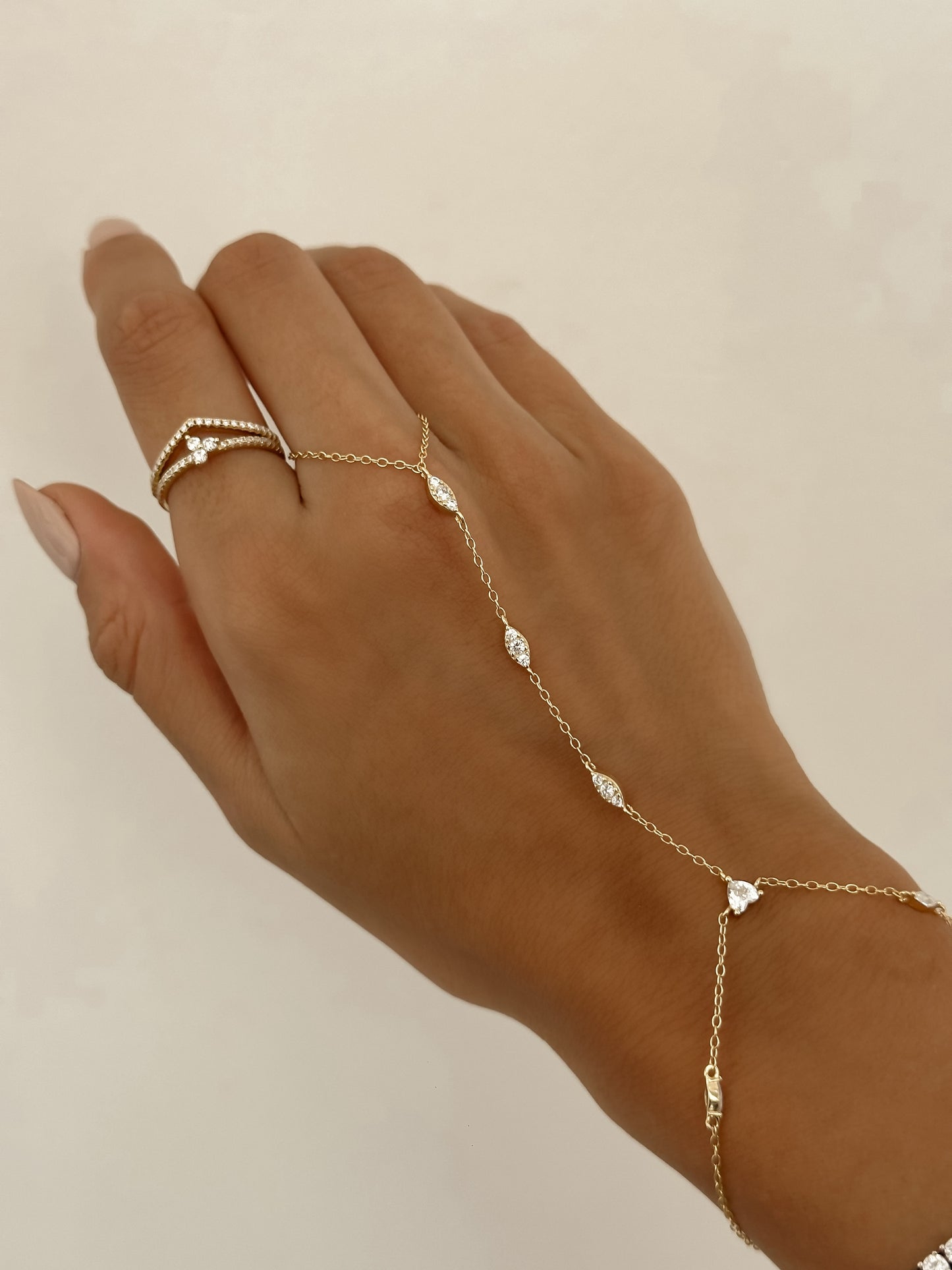 Kai Hand Chain