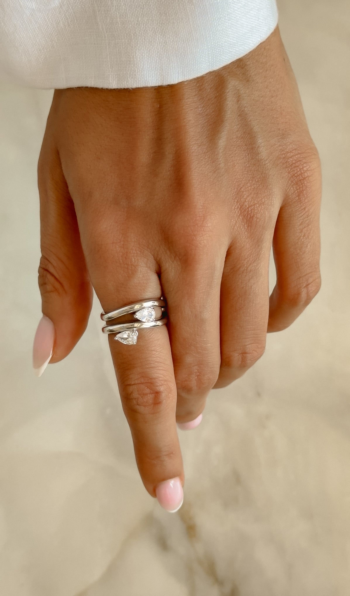 Curve Pear Ring