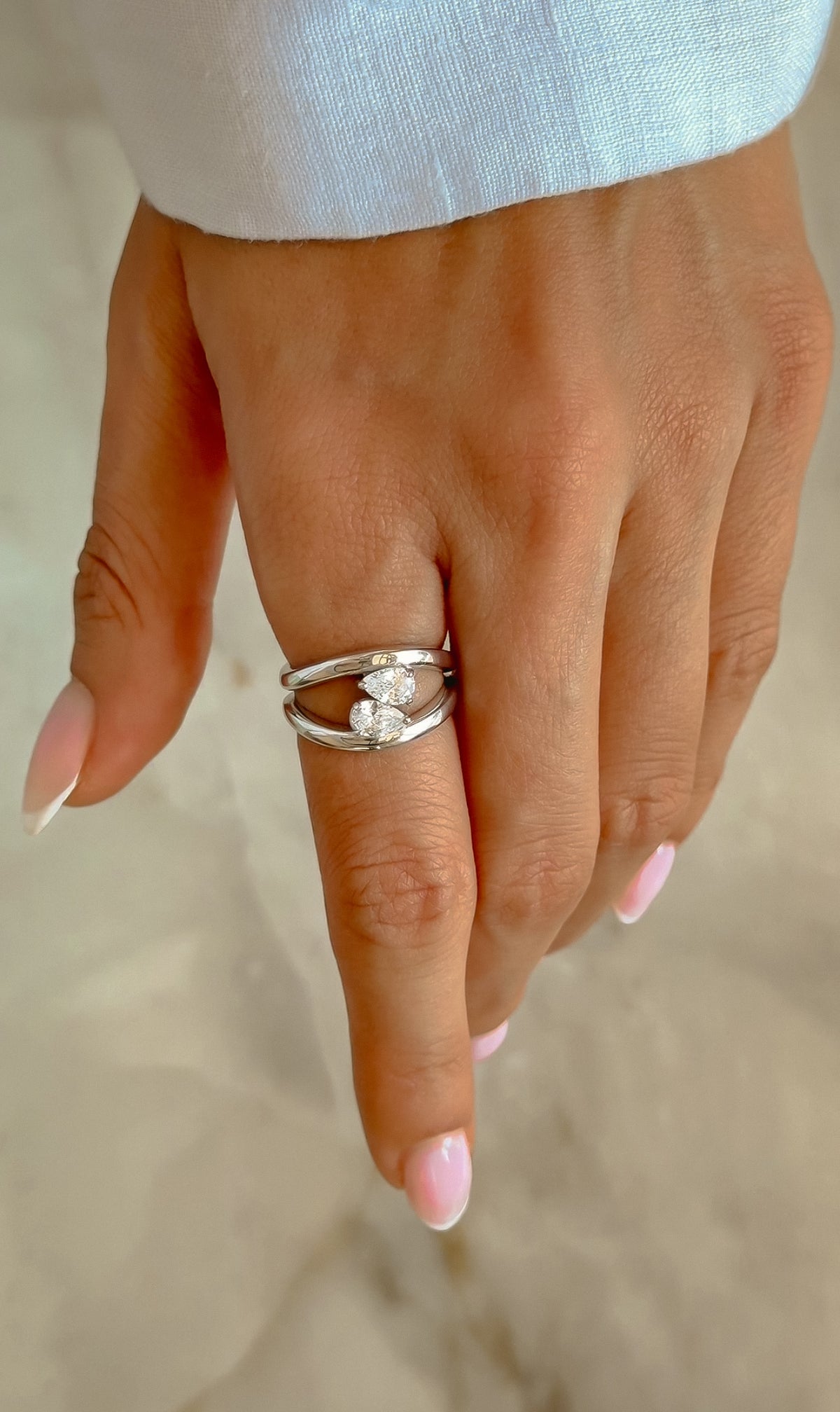 Curve Pear Ring