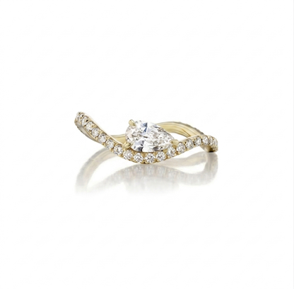 Twist Pave Ring