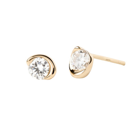 Mia Studs