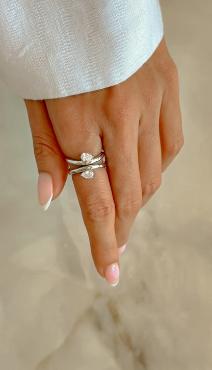 Curve Pear Ring